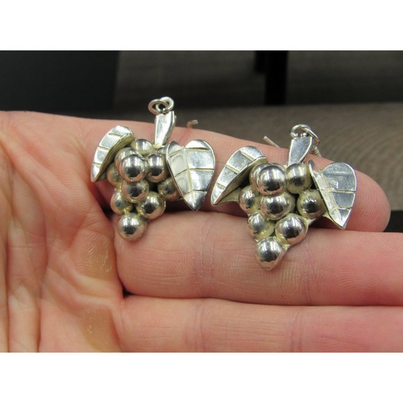 Sterling Silver Large Heavy Grape Cluster Rustic Earrings - Picture 3 of 6